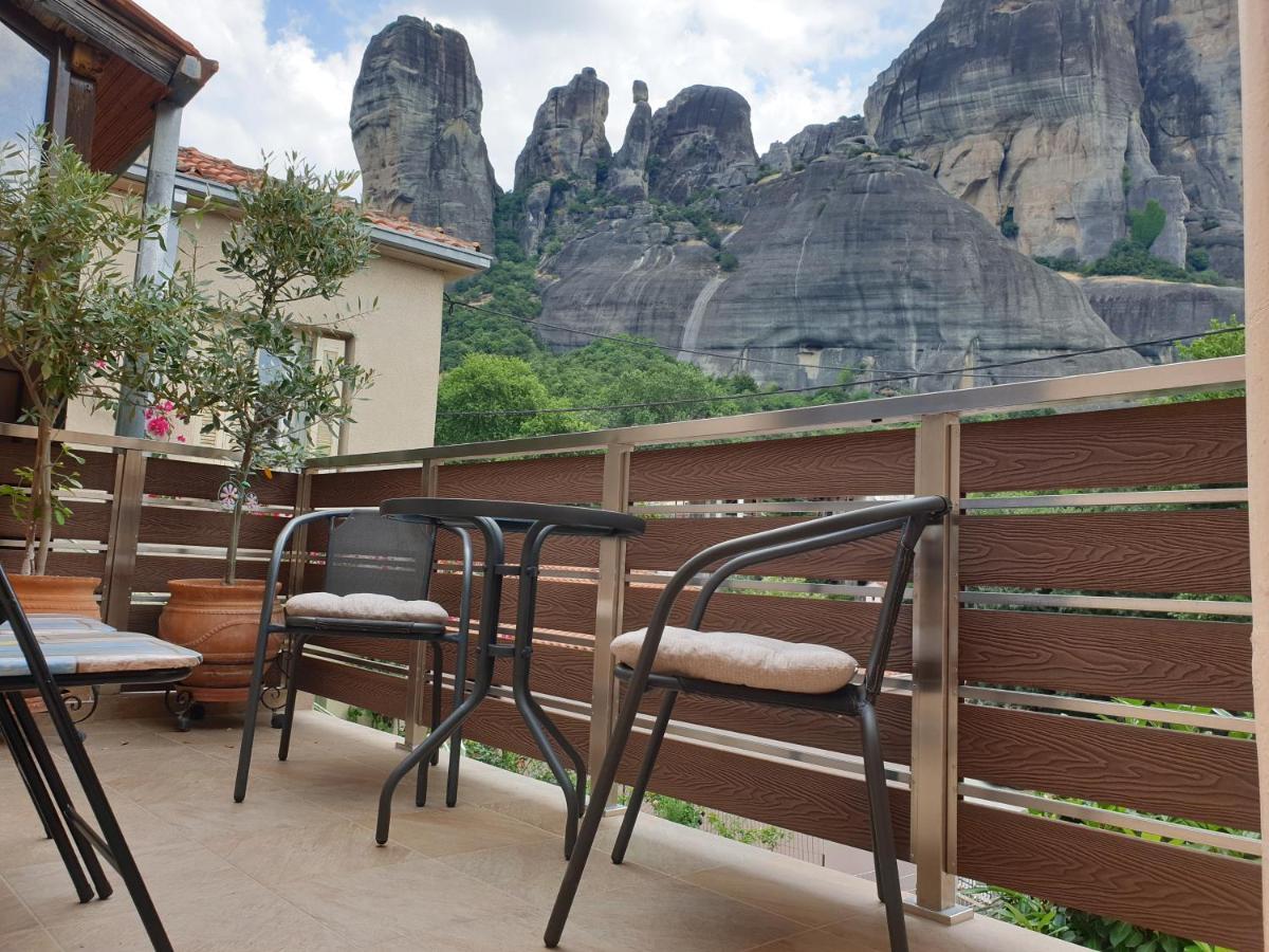 The House Under The Rocks Of Meteora 1 Apartment กาลัมปากา ภายนอก รูปภาพ